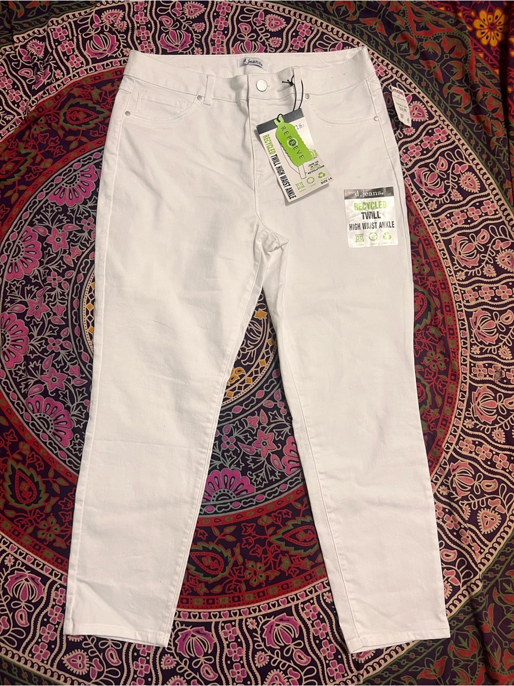 d. jeans White High-Rise Ankle Jeans